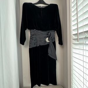 VTG 80s A.J. Bari Dress  Silk, Rayon, Velvet, Cinch Waist, Rhinestone Bow, SZ 6